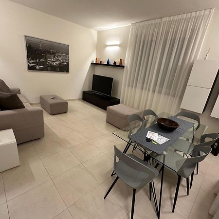 דירות פיאצ'נצה Casavale Elegante Residenza 108 Mq Max 7 Persone מראה חיצוני תמונה