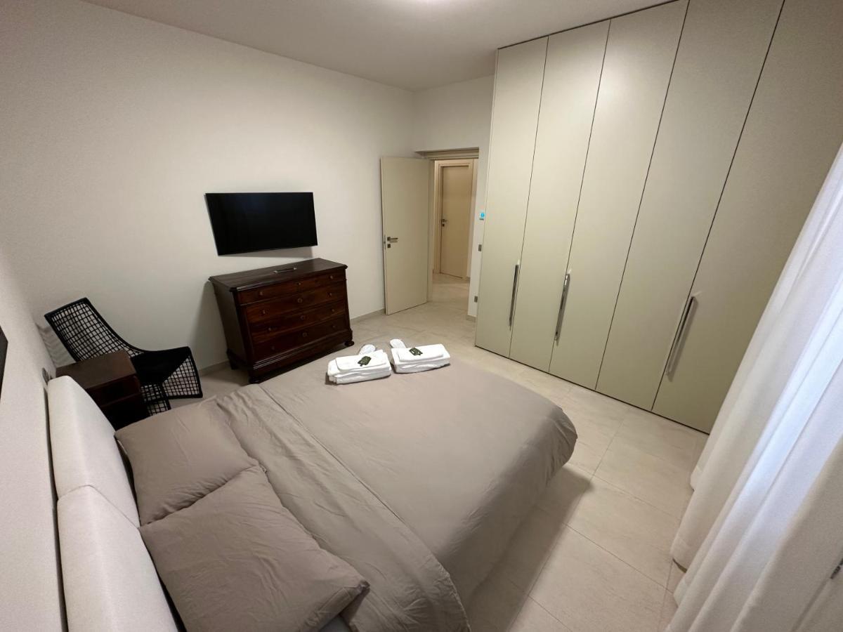דירות פיאצ'נצה Casavale Elegante Residenza 108 Mq Max 7 Persone מראה חיצוני תמונה