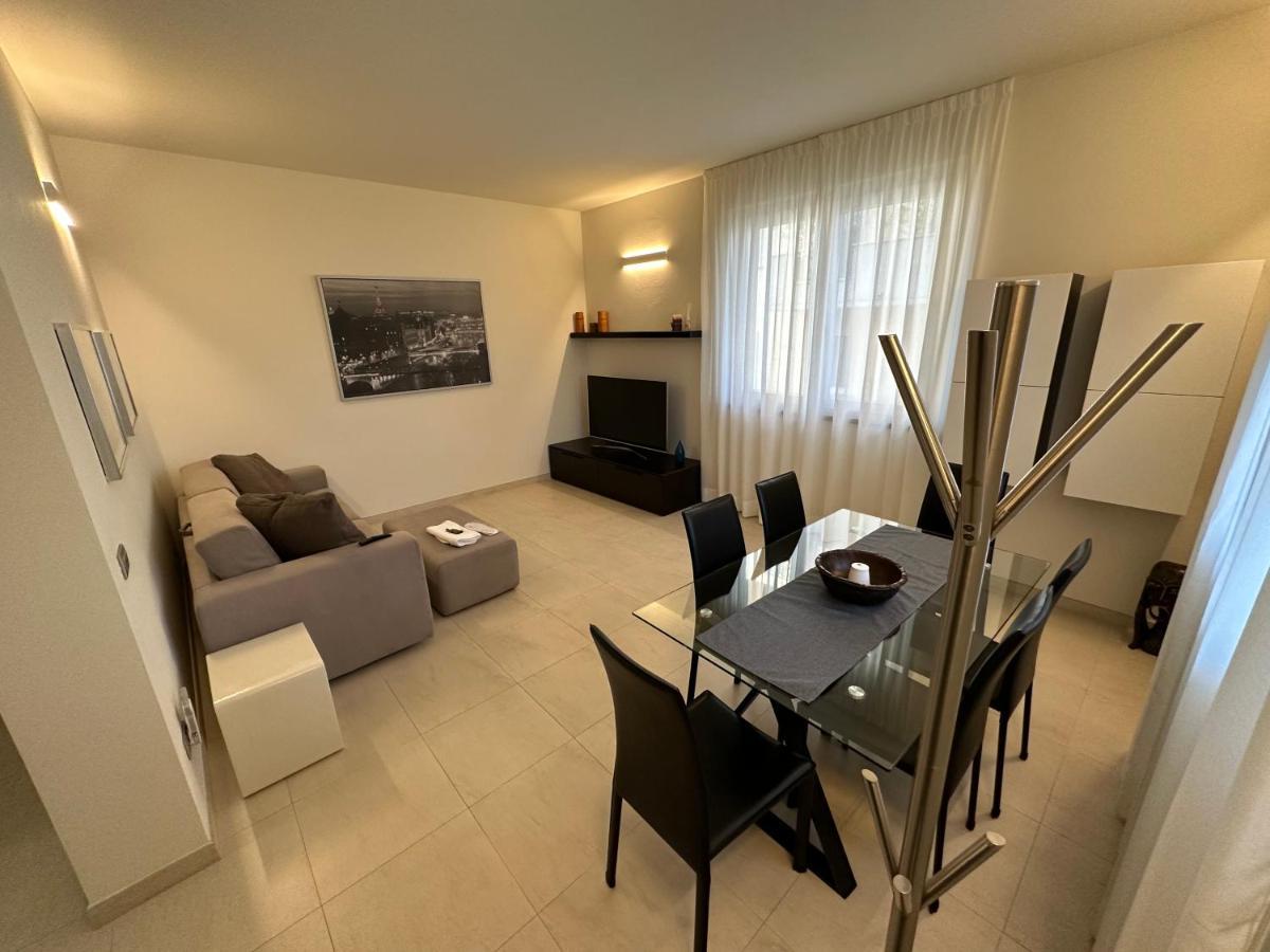 דירות פיאצ'נצה Casavale Elegante Residenza 108 Mq Max 7 Persone מראה חיצוני תמונה