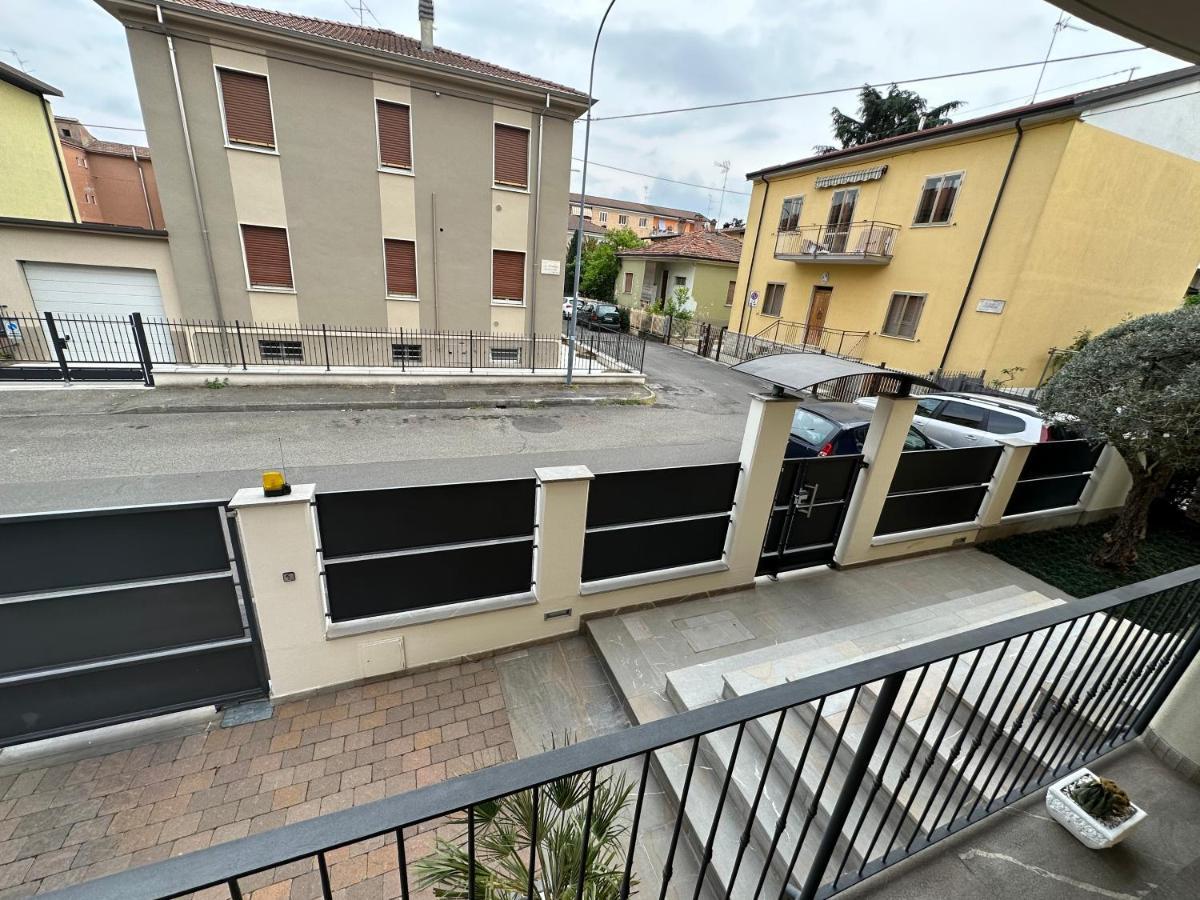 דירות פיאצ'נצה Casavale Elegante Residenza 108 Mq Max 7 Persone מראה חיצוני תמונה
